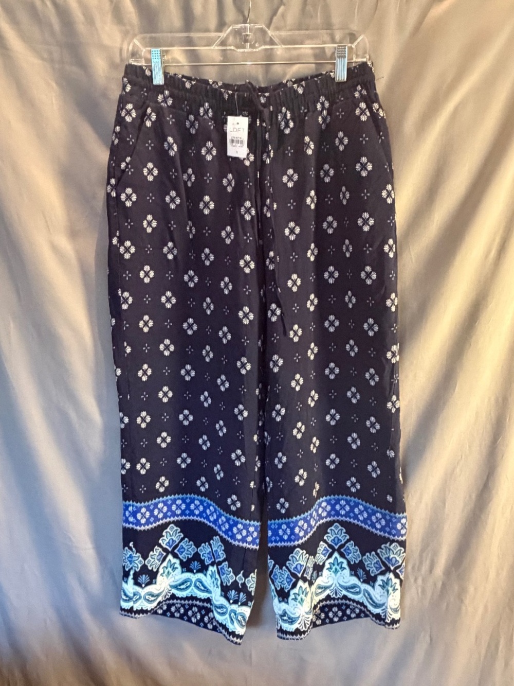 LOFT Cropped Wide-Leg Pants with a Drawstring Waist, Navy & White - Size S (NWT)